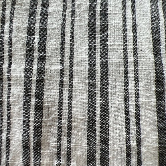 🌸4/$50🌸 Longsleeved Gray and White Striped Tunic - Picture 13 of 16